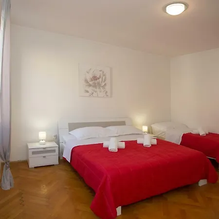 Apartment Apis Split